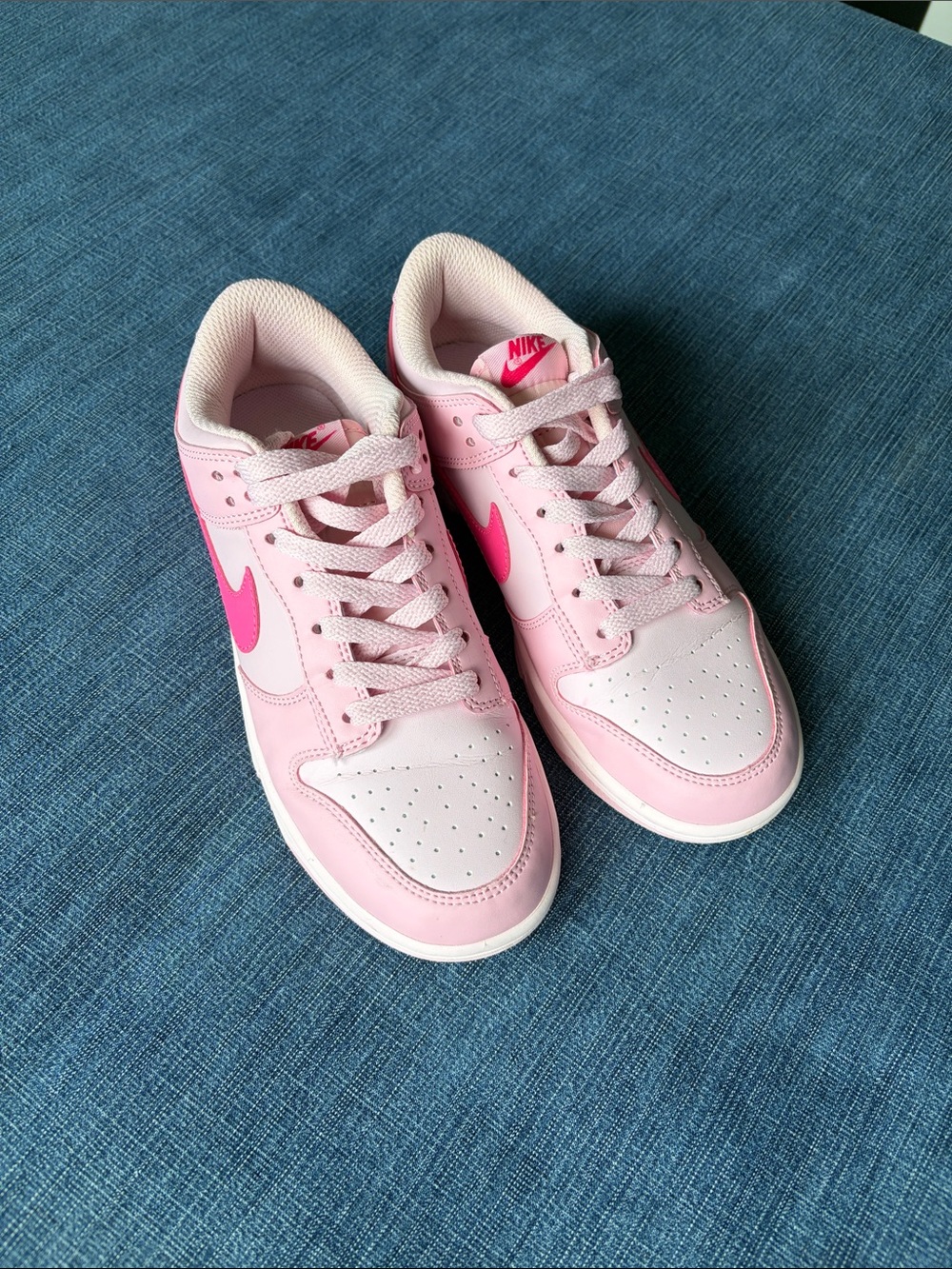 Nike Kids Pink Low-Top Sneakers with Hot Pink Swoosh